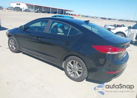2017 Hyundai Elantra Se z USA, uszkodzony, nr VIN KMHD84LF8HU381341